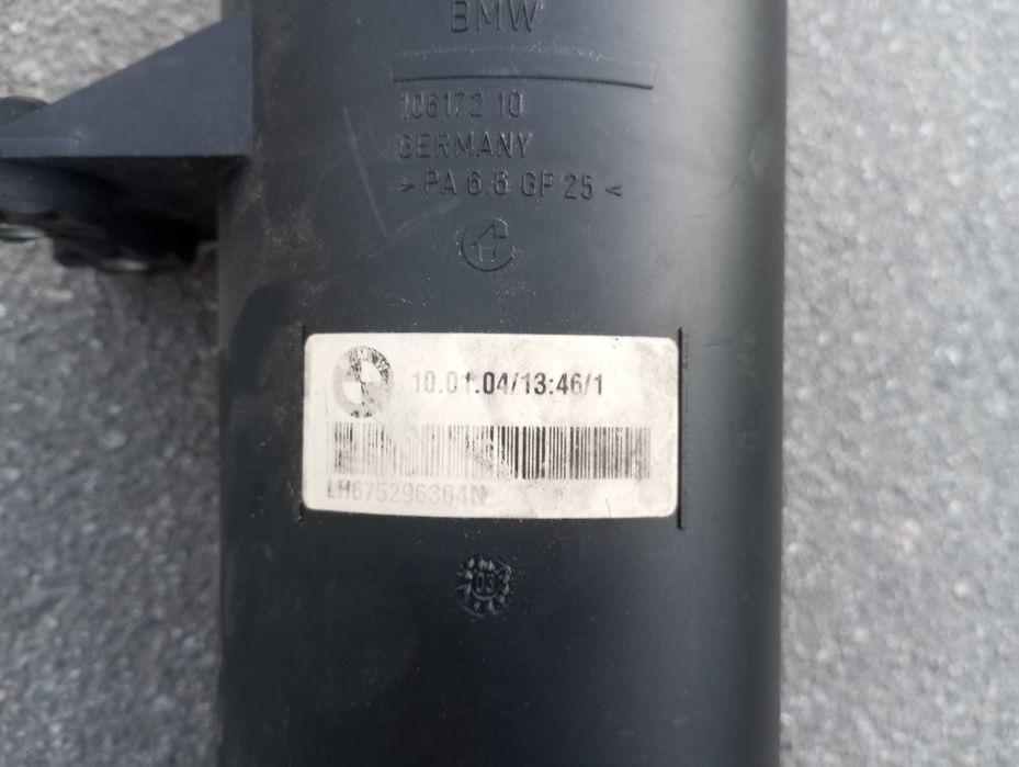 Бачок гідропідсилювача BMW e60,e61,e70,e63 (32416782286,10617210)