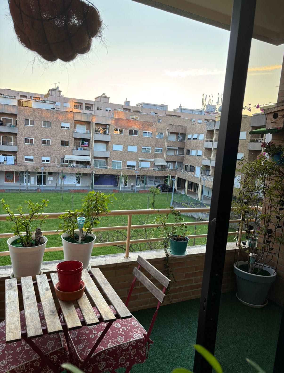 Apartamento T2 mobilado (Lamaçães/Braga)