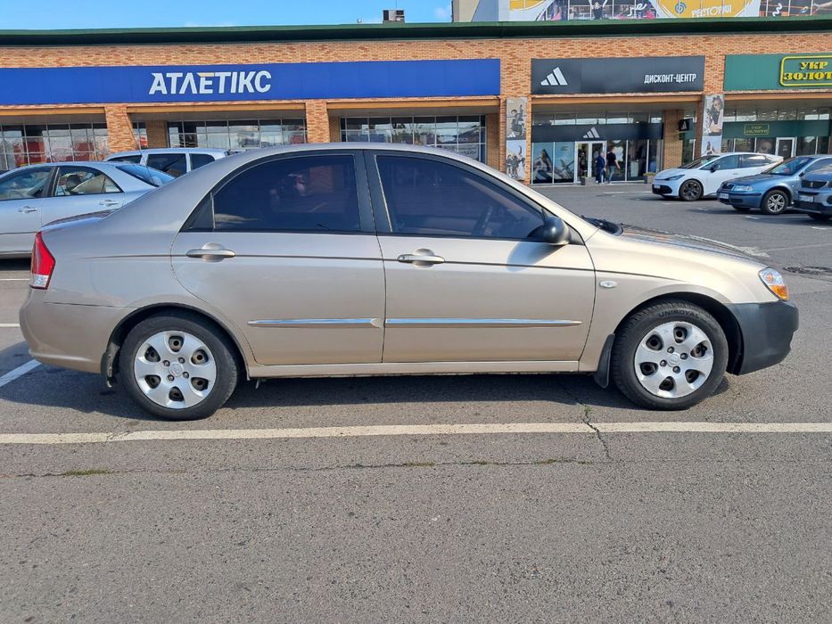 Kia cerato 2008