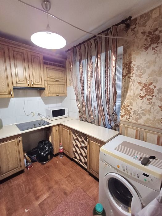 Продам 2-х комнатную квартиру на Космонавтов