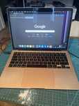 MacBook Air M1 2020, 250GB, złoty - uszkodzony