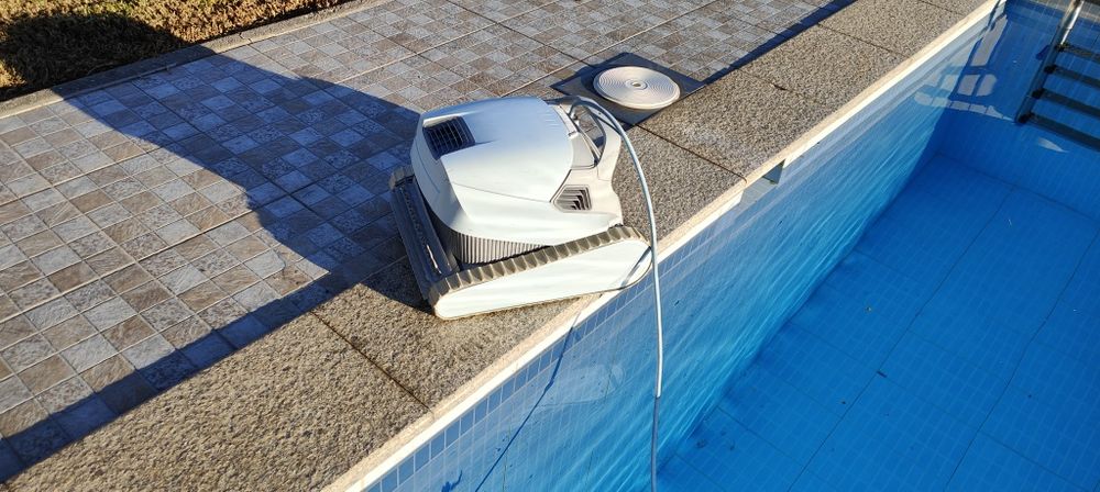 Aspirador de Piscina Robot