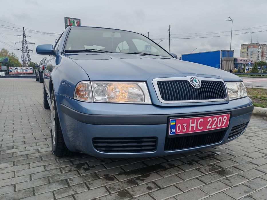 Skoda Octavia Tour 1.6 mpi бензин. 2007 рік
