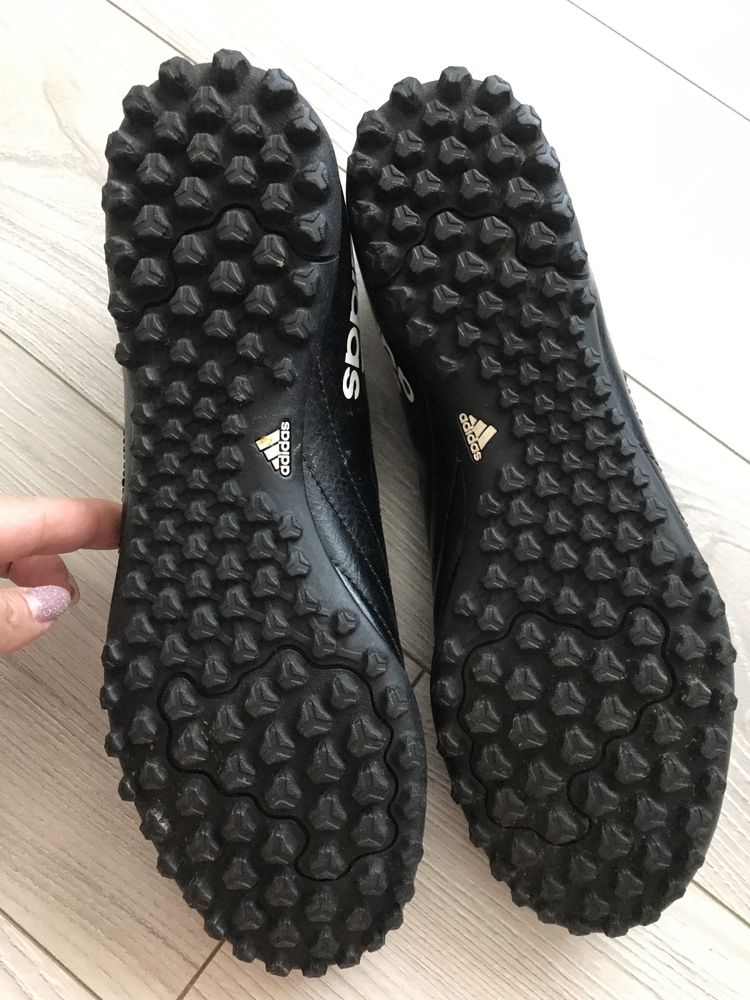 Продам сороконожки adidas(46 розмір)