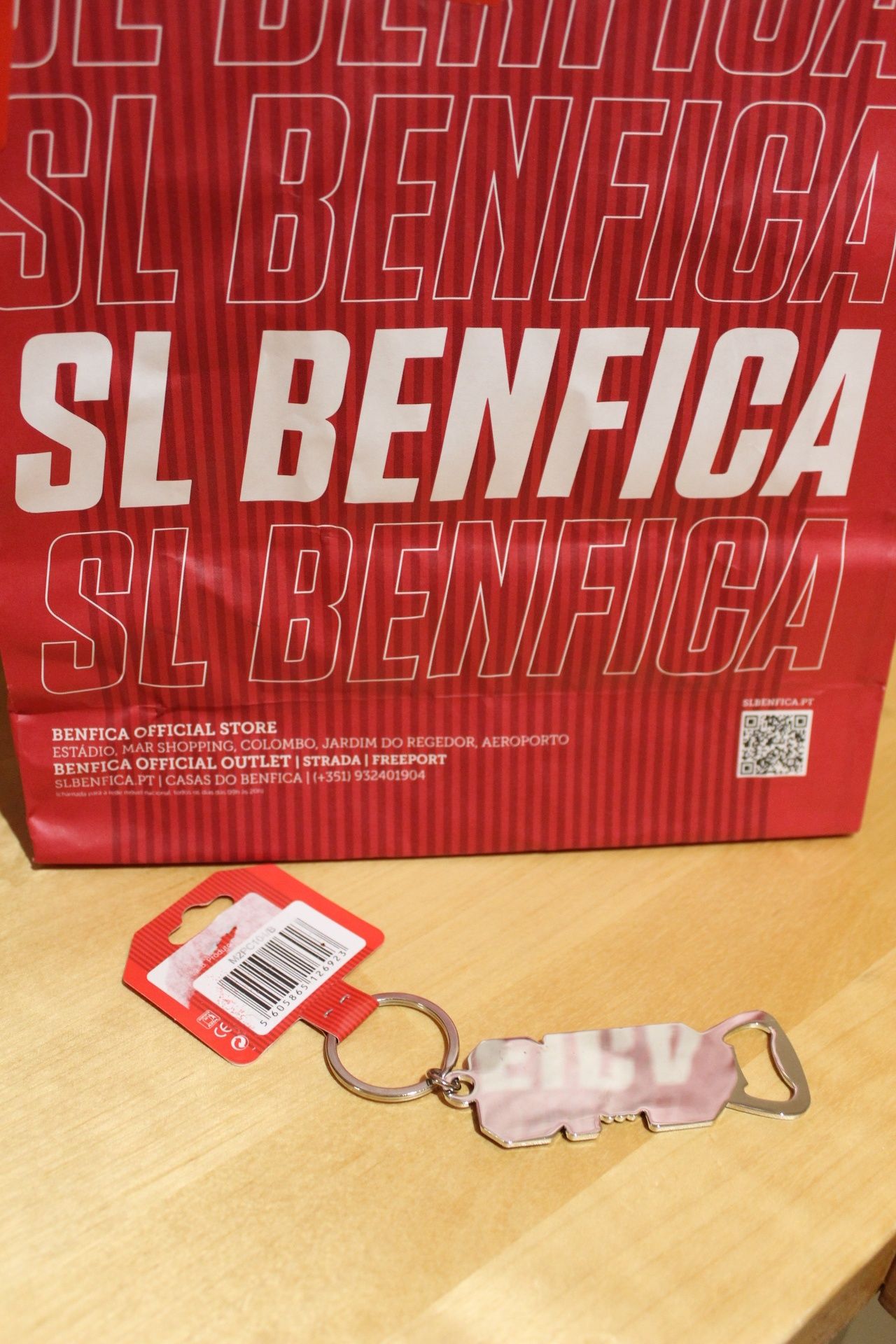 Porta chaves/abre caricas Benfica, novo, com saco