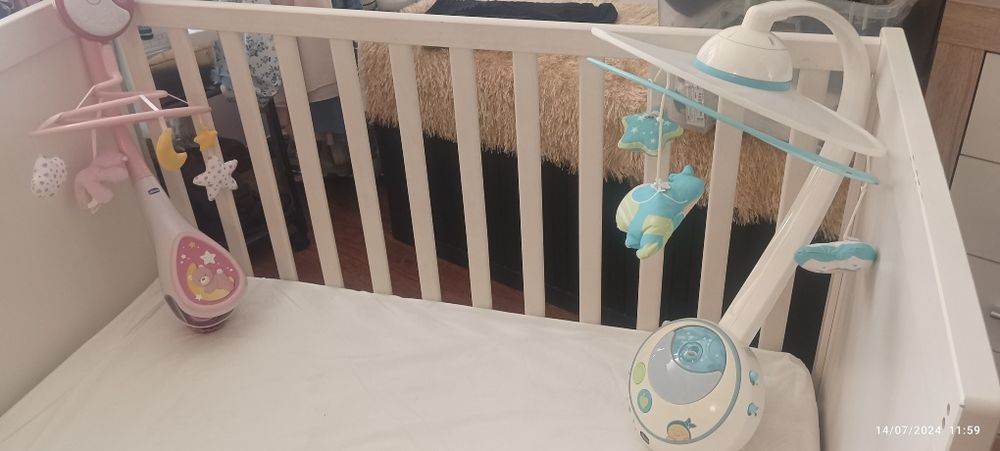 Mobile Chicco first dreams com comando