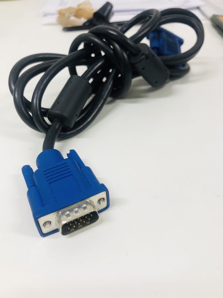 Kabel do monitoru VGA