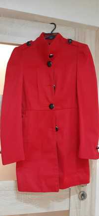 Płaszcz czerwony