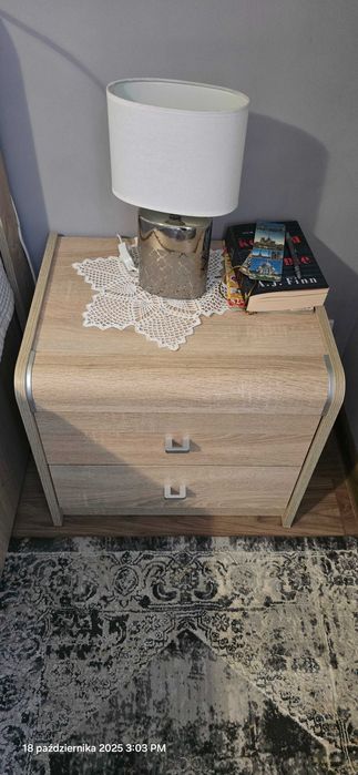 Komplet mebli do sypialni, łóżko plus materac szafki komody