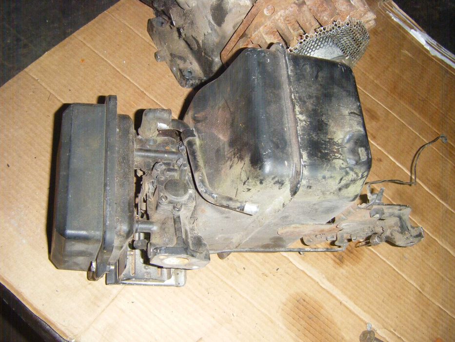 Briggs & Stratton Silnk Spalinowy 2 walkowy na czesci zamienne