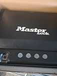 Sprzedam sejf Master lock