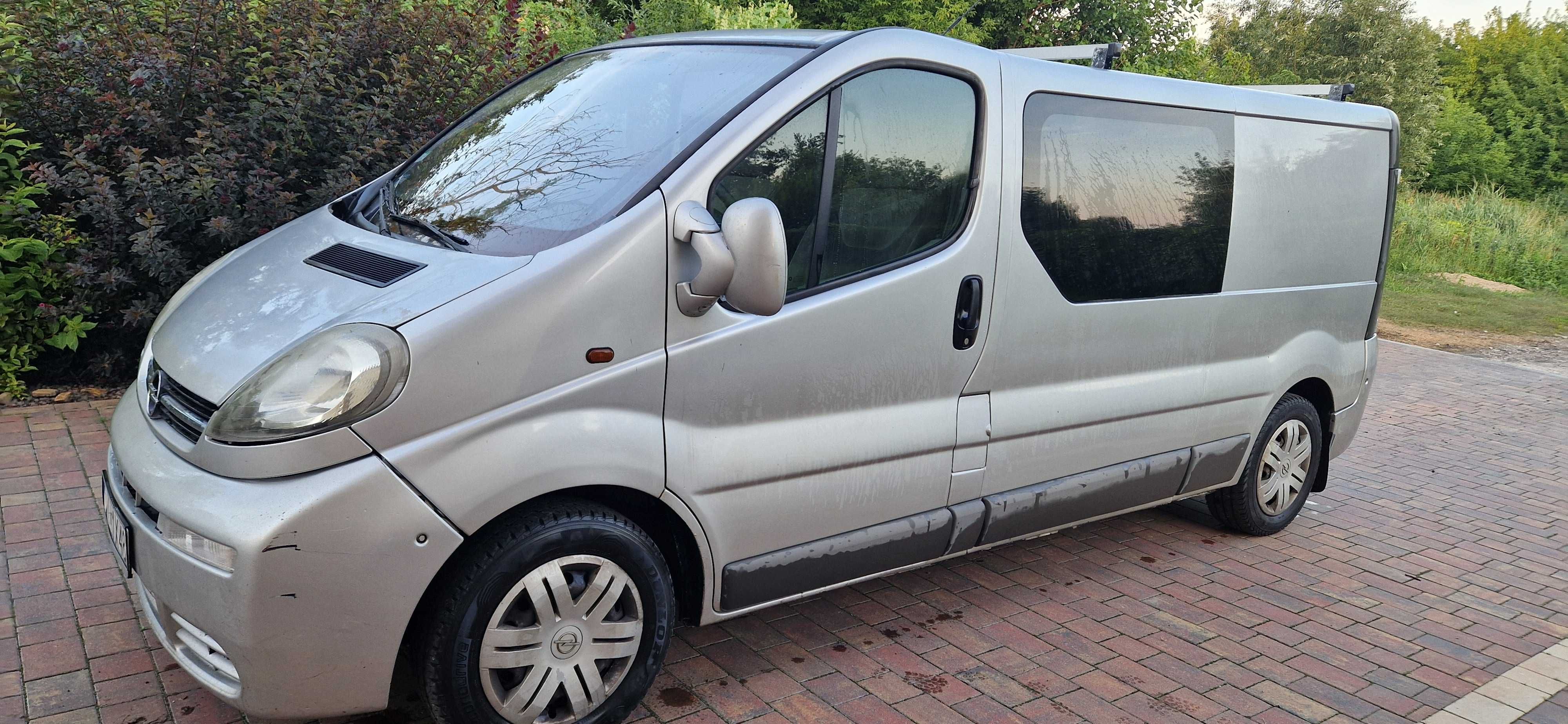 Sprzedam Opel VIVARO LONG 1.9 tdi