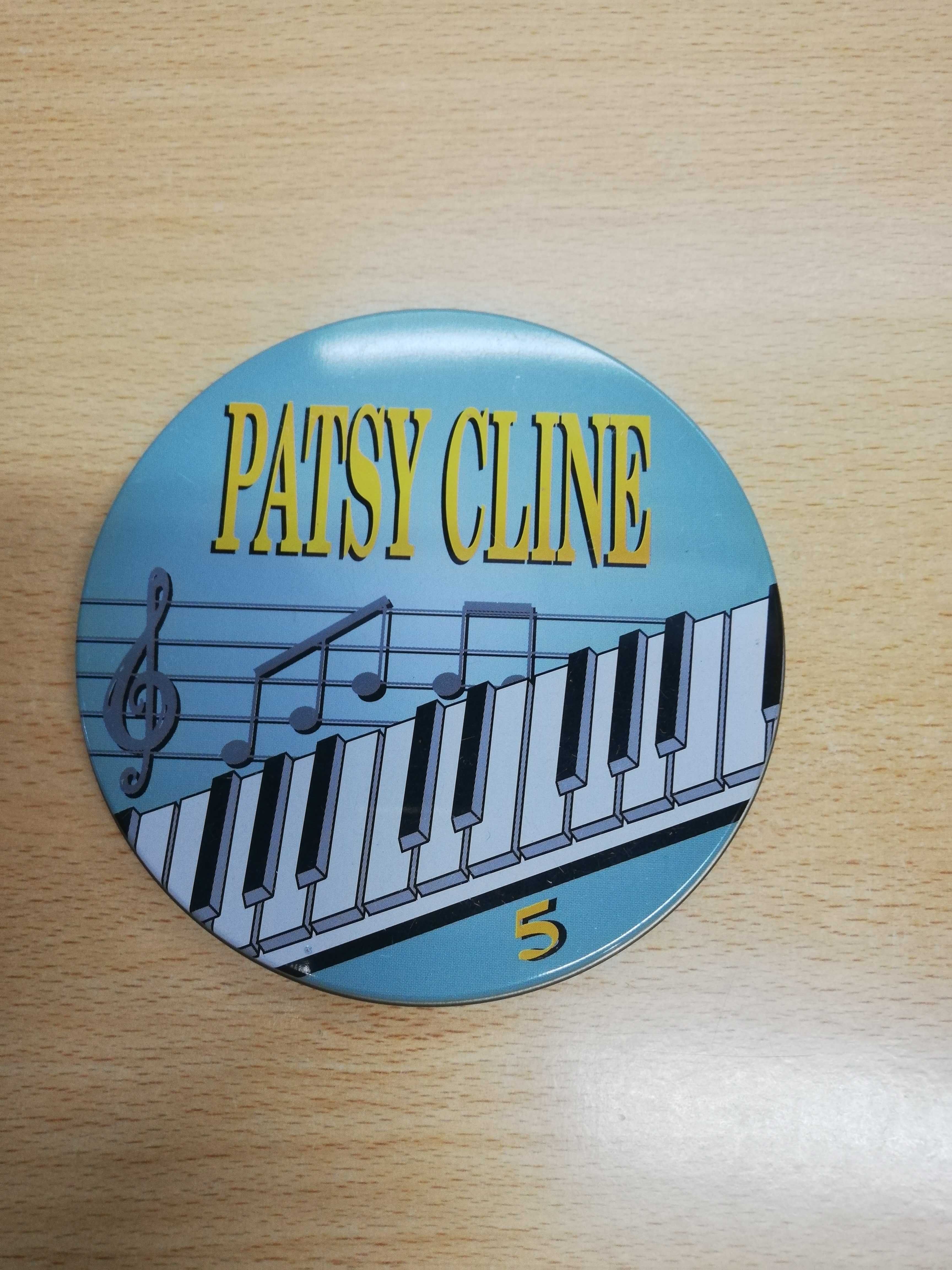 CD de Patsy Cline em caixa de chapa