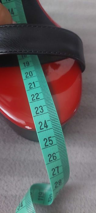 Super sandałki na cienkiej szpilce