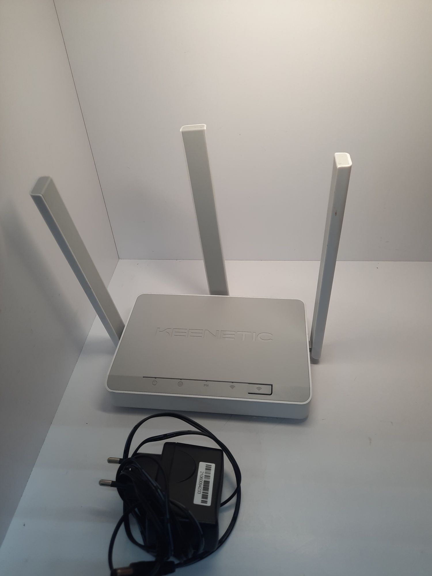 Wi-Fi роутер Keenetic City (модель KN-1511)