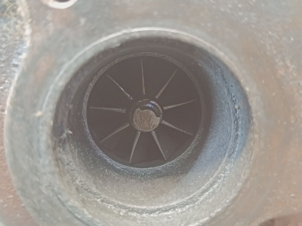 Turbosprężarka Mazda 6 GG RF7J 2.0 CITD 143KM plus zestaw uszczelek