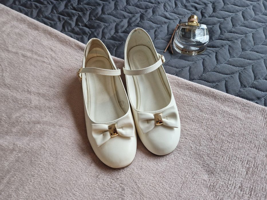 Balerinki dziewczęce 38