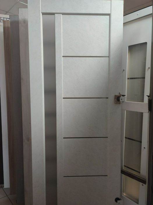 Міжкімнатні та Вхідні ДВЕРІ