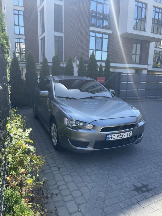 Mitsubishi Lancer X 2014 року, 2.0 бензин, 140 к.с.
