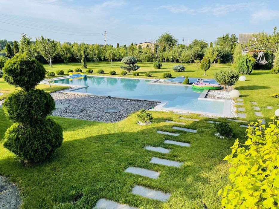 (Без %) Сучасний будинок З басейном Безуглівка