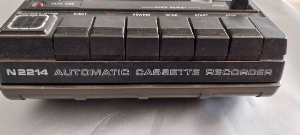 Rádio  gravador k7 antigo