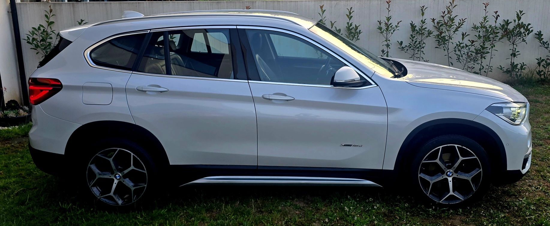 BMW X1 18D Xline RESERVADO