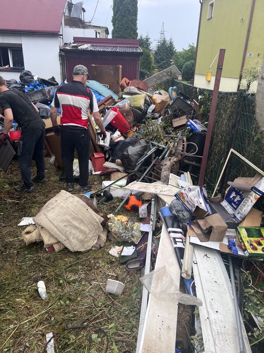 Transport Wywoz wyburzamy ścianki  gruz Oproznianie  utylizacja expres
