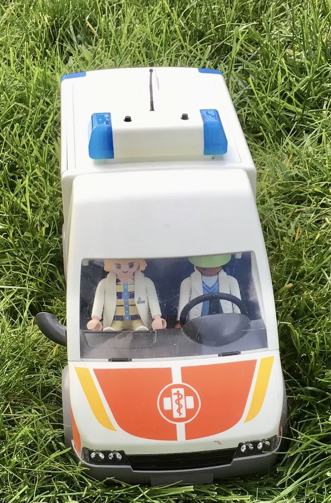 Playmobil karetka/ambulans
