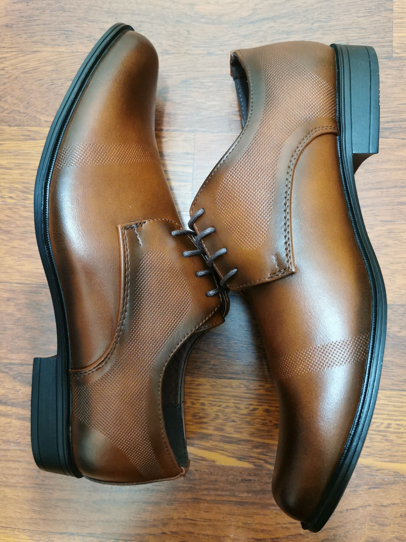 Eleganckie Wizytowe Buty Męskie Badoxx Br