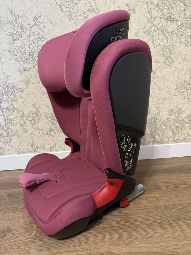 Автокрісло Britax Römer KIDFIX2 R (Wine Rose)