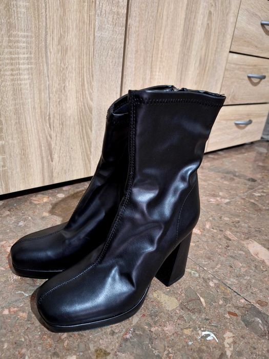 Botas pretas berska