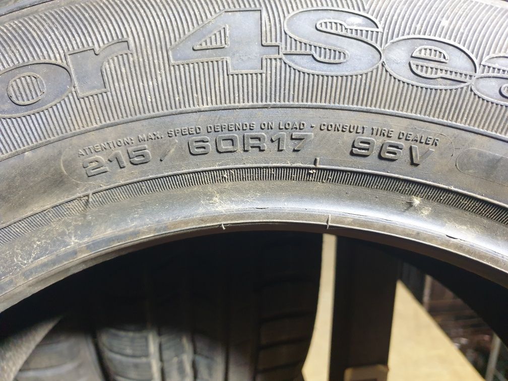 215/60R17 96V Goodyear Vector4Seasons       Z217/60C
