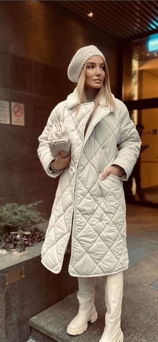 Стьобане осінь/зима молочне пальто