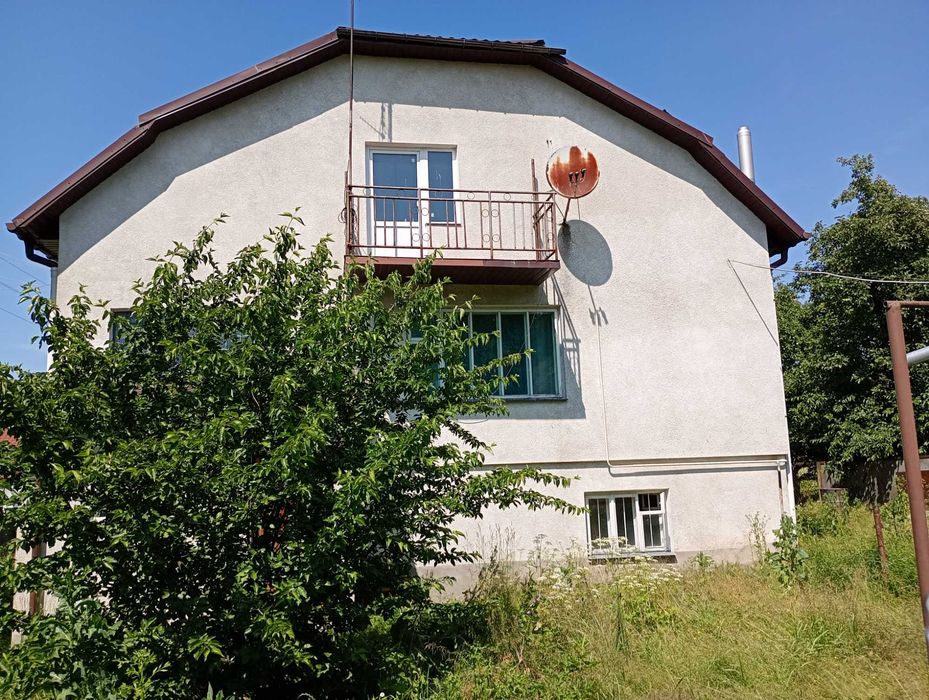 Приватний будинок в селі Підгороднє Золочівського р-ну Львівської обл.