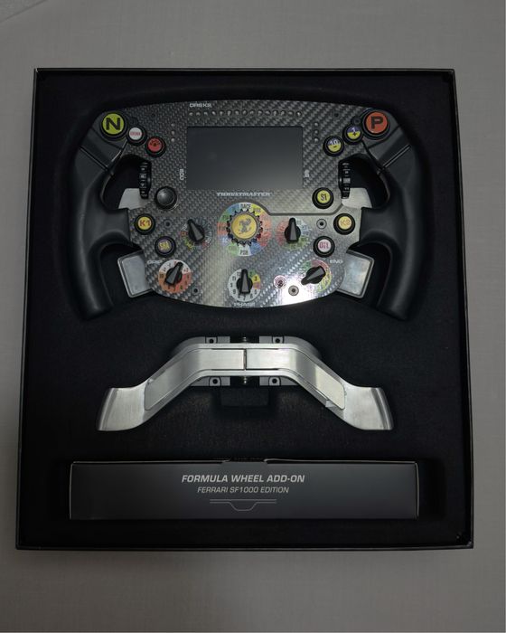 Simulador de corrida -Kit Simracing (2 volantes thustmaster + Pedais)