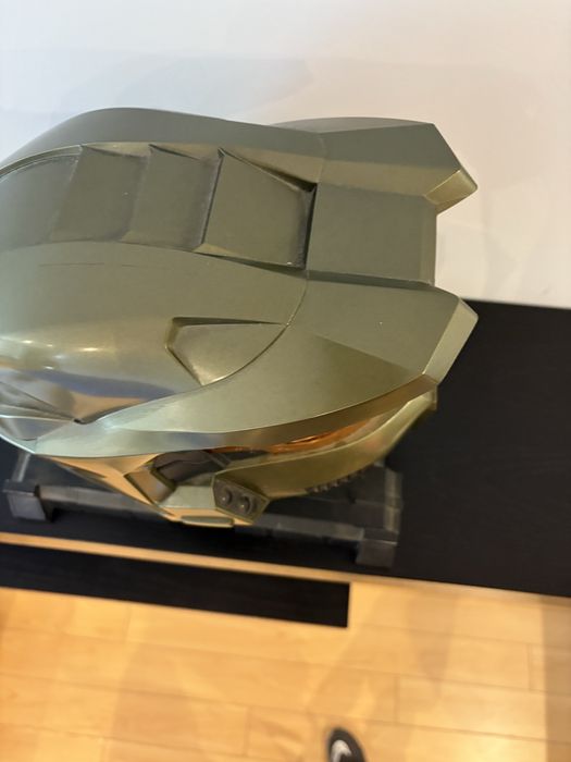 Capacete master chief com suporte