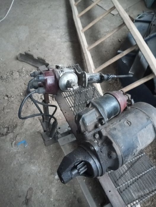 Стартер і трамблер