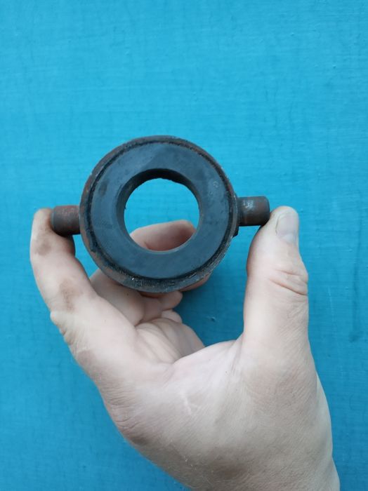 Выжимной подшипник, стекло заднего стоп-сигнала, поводки, алюминиевый