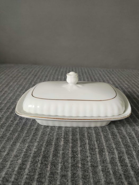 Zastawa Stołowa Filizanki Talerze Chodzież Serwis Obiadowy z porcelany