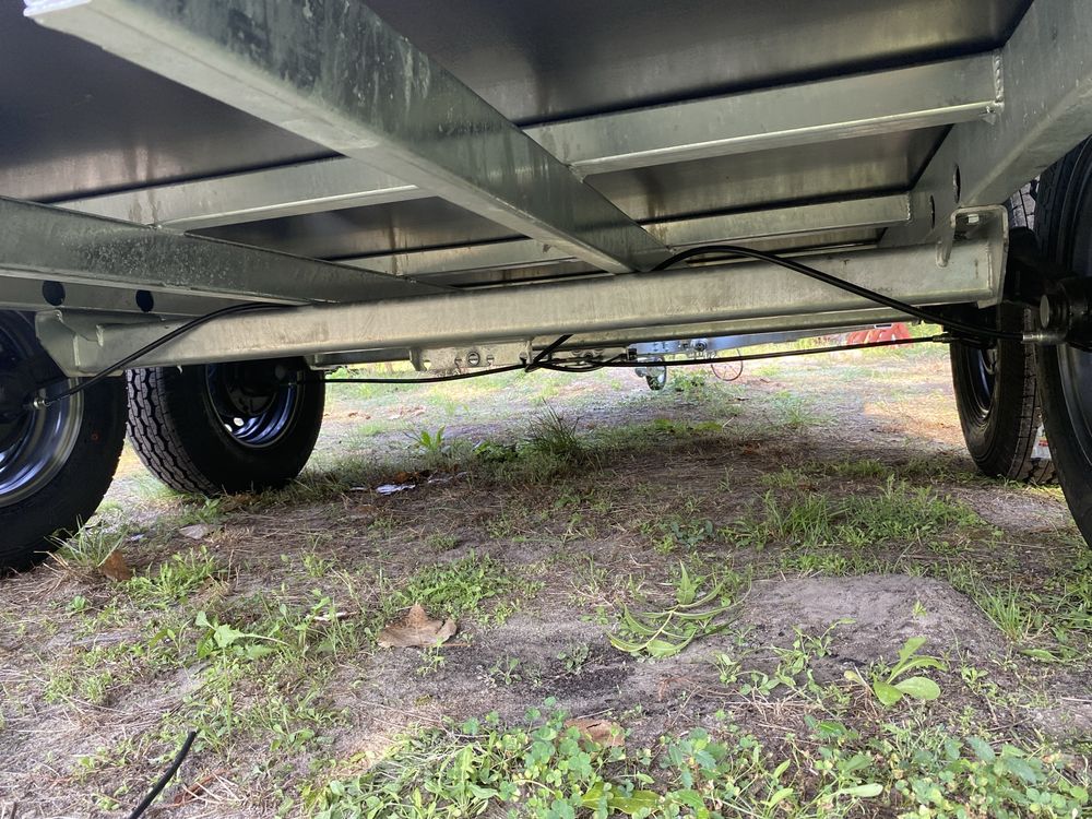 Przyczepa dwuosiowa do przewozu minikoparek Fracht Karol DMC 2700 kg