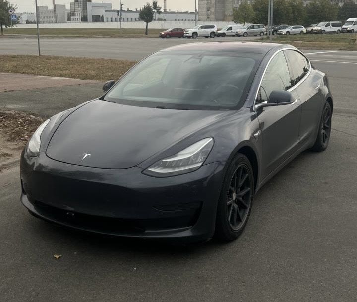 Tesla Model 3 Long Range RWD