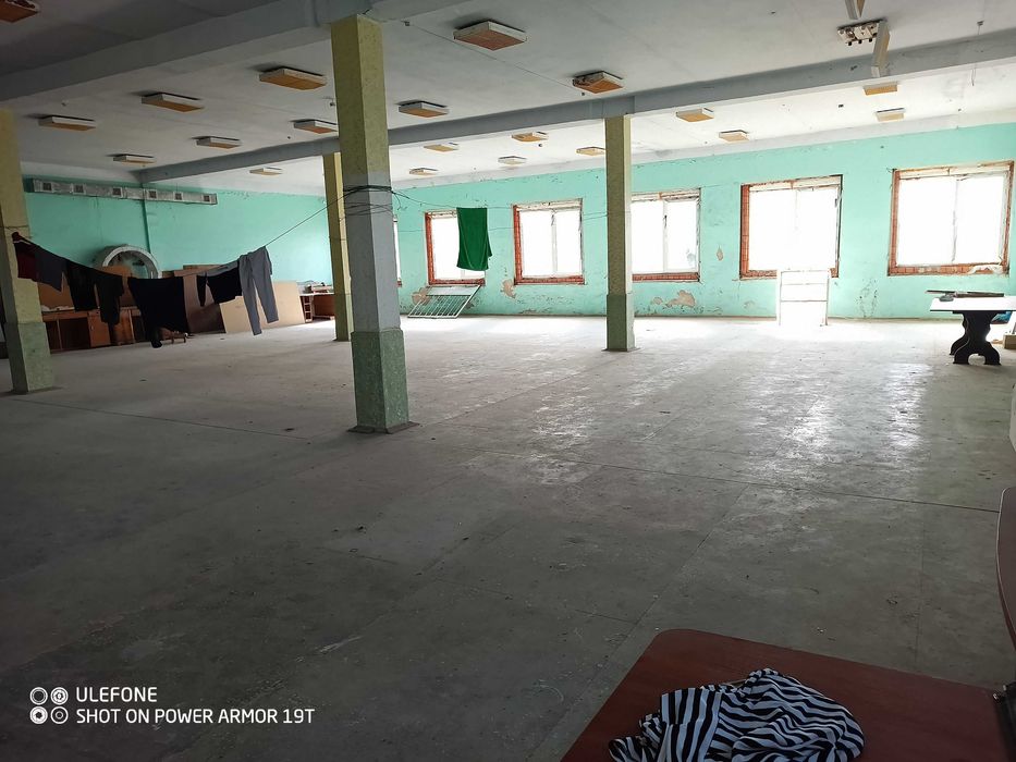 Виробничі приміщення, готель, ресторан, склад