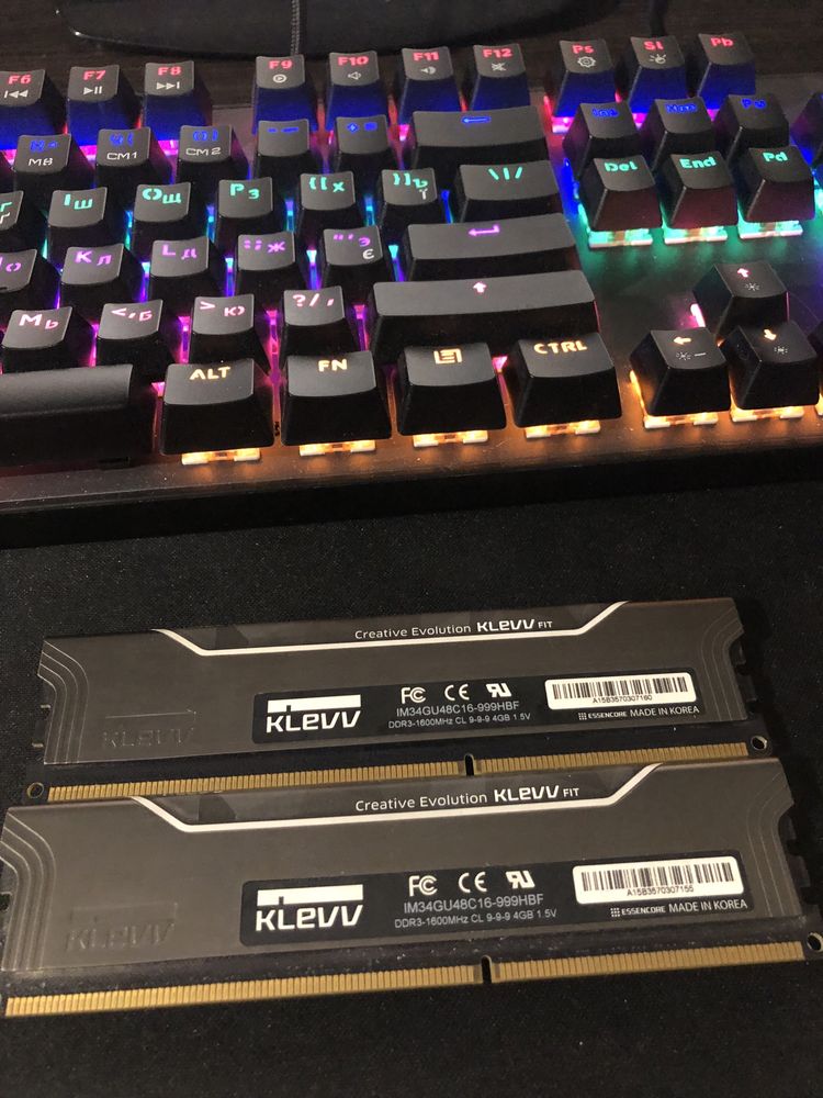 Озу Ddr3 CLEVV