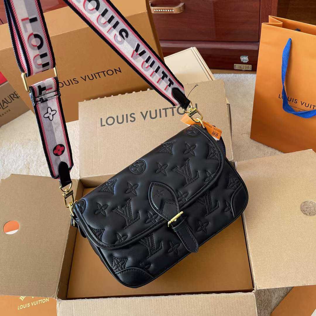 Torebka damska elegancka Louis Vuitton 3423-41