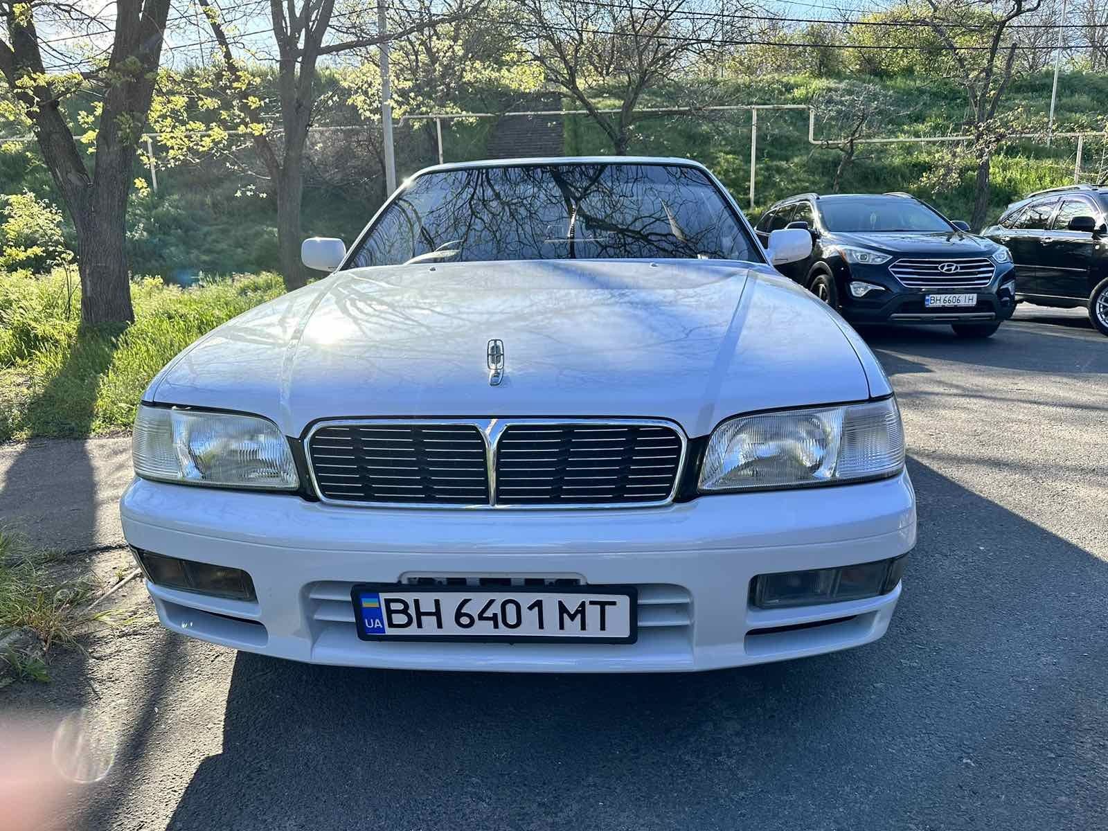 Nissan Cedric Y33 JDM