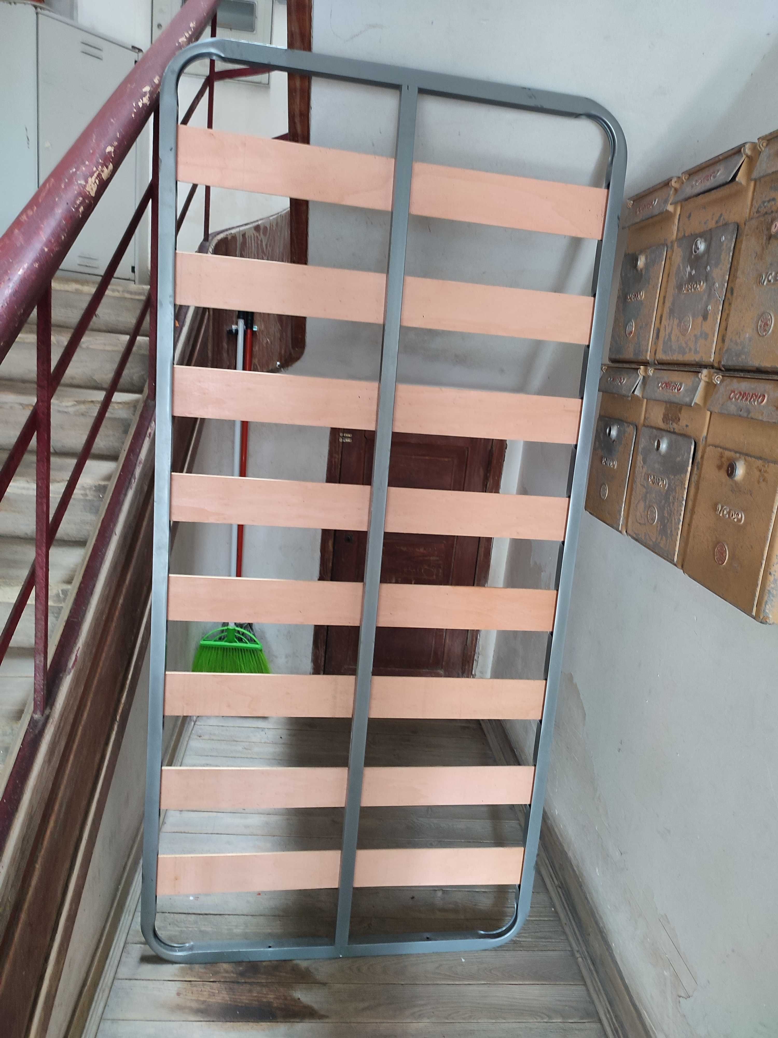 estrado para cama