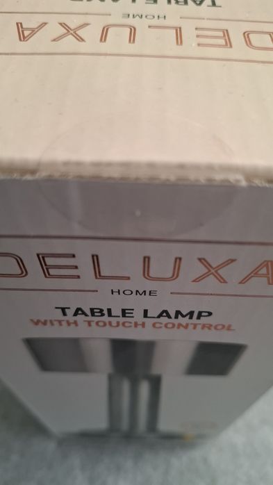 Lampka stolikowa led nowa