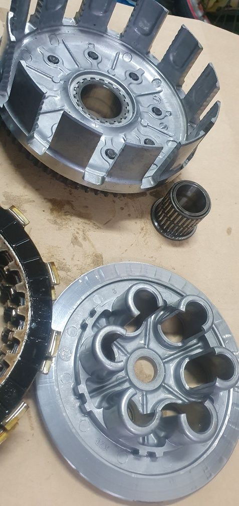 Kosz Sprzęgłowy Zewnętrzne Docisk tarcze wewnętrzny Honda CRF 450 rok