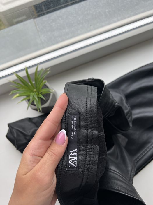 Zara зара еко шкіра кожані шкіряні штани брюки висока посадка