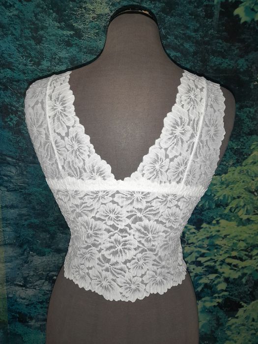 Top , staniczek koronkowy biały